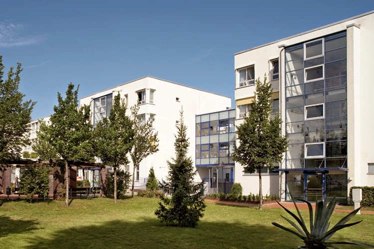 Kursana Domizil Berlin Haus Landsberger Tor – Bild 1