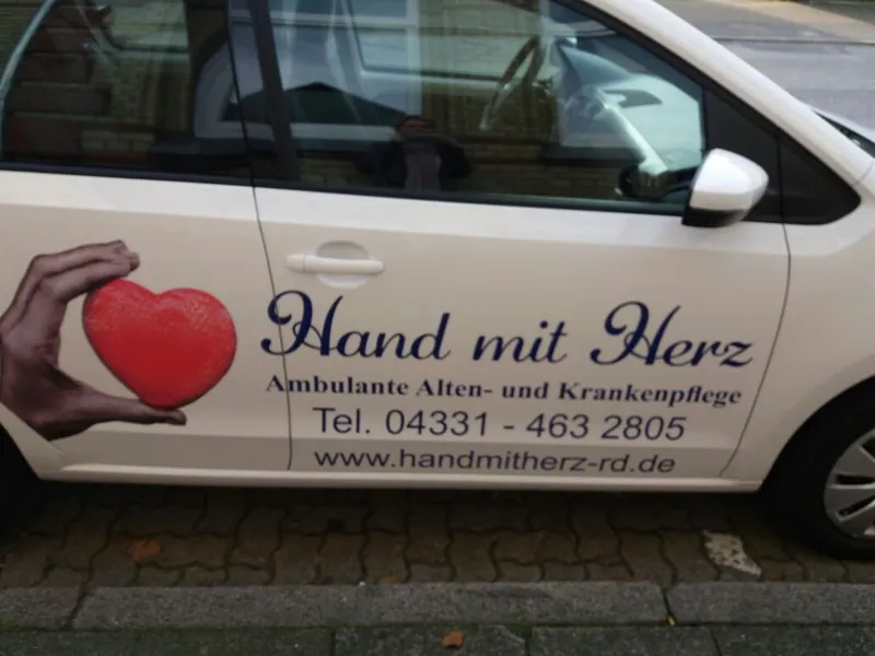 Hand mit Herz Ambulante Alten- und Krankenpflege – Bild 1