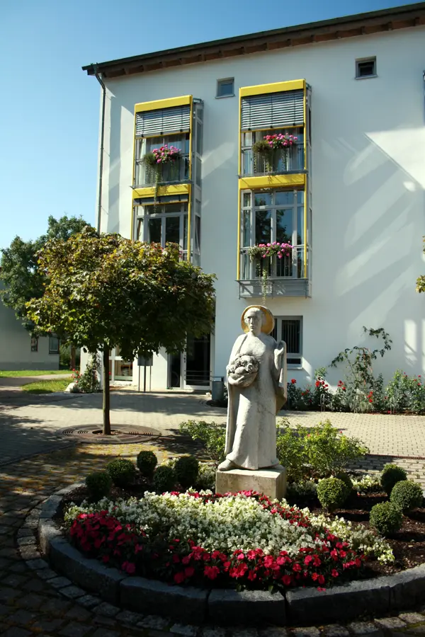 St. Elisabeth Pflegezentrum Ambulante Pflege – Bild 1
