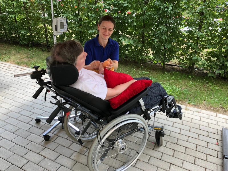 cura seniore GmbH Intensiv- und Beatmungspflege am Universitätsklinikum Dresden – Bild 3