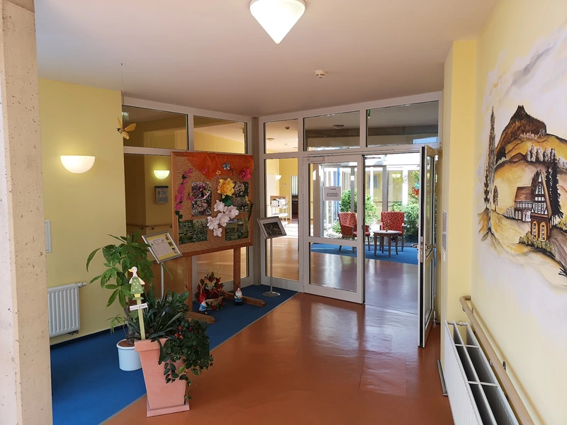 Alten-und Pflegeheim in Zerbst GmbH & Co. Betriebs OHG; Senioren- und Pflegeheim Niederoderwitz – Bild 2