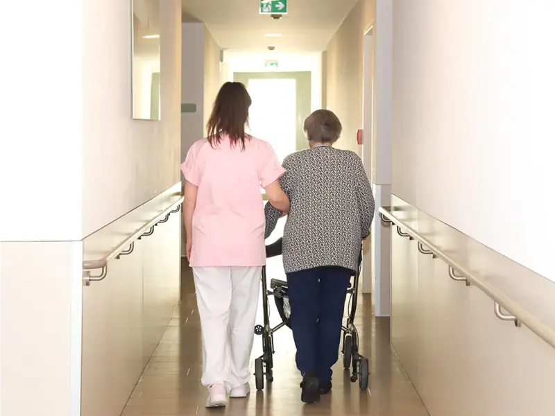 Mobiler Alten- und Krankenpflegedienst KRABBES GmbH & Co.KG Tagespflege Leipzig – Bild 3