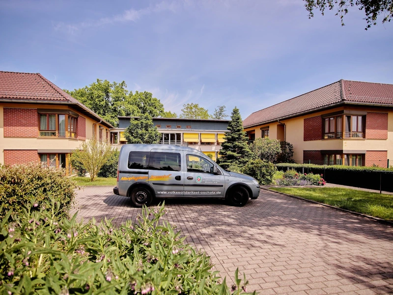 Altenpflegeheim "Sonnenhof" – Bild 1