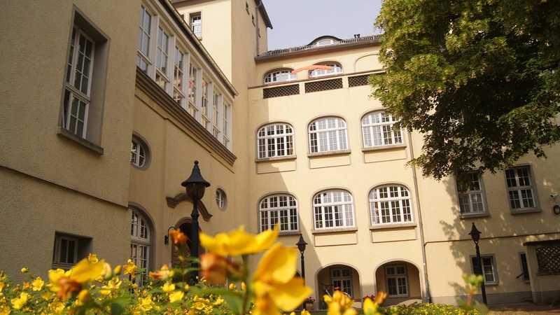 AWO Regionalverband Halle-Merseburg e. V. Seniorenheim "Lindenhof" – Bild 1