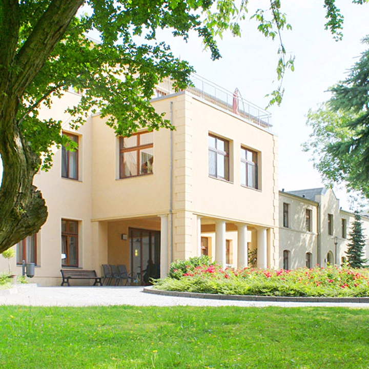 Städtisches Pflegeheim "Am Lutzepark" – Bild 1