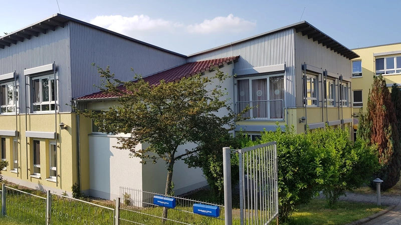 Pflege- und Betreuungszentrum Haus "Am Wald" Einrichtung der Volkssolidarität habilis gGmbH – Bild 1