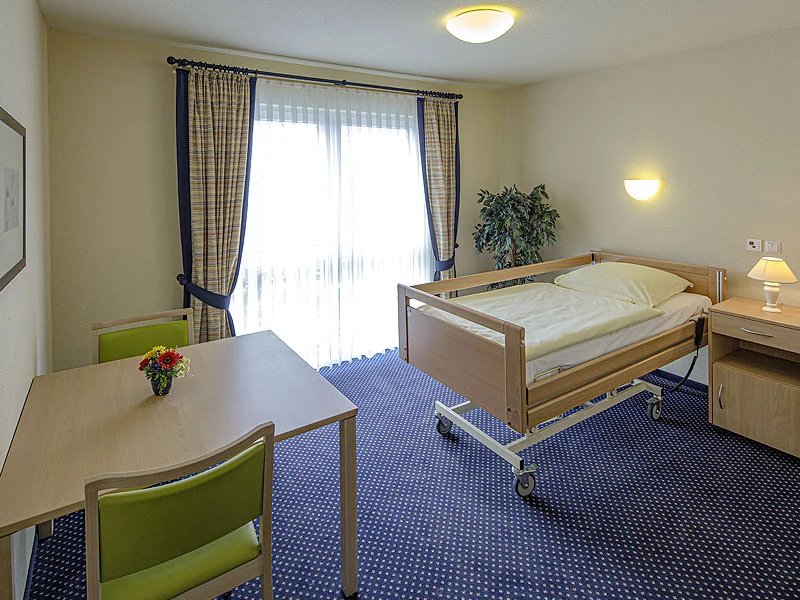 Vollstationäre Pflegeeinrichtung für pflegebedürftige, behinderte Menschen "Kirsche-Haus" – Bild 2