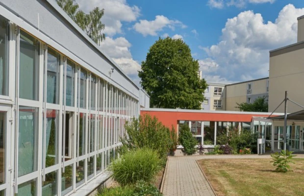 Seniorenpflegeheim Haus Planitz, Kurzzeitpflege – Bild 1