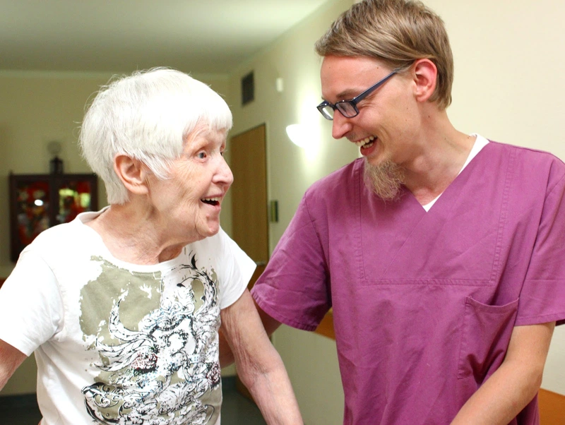 Altenpflegeheim "Am Schlosspark" – Bild 4