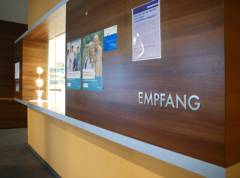 Altenpflegeheim "Haus Hoffnung" – Bild 1