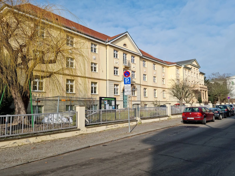 Evangelisches Seniorenzentrum Emmaus-Haus – Bild 1