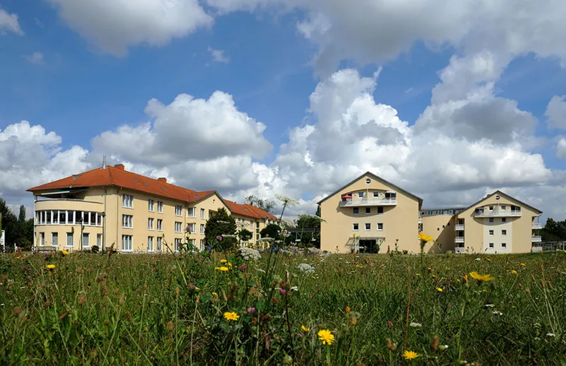 avendi Senioren Service Dessau Wohnpark am Töpferdamm avendi mobil – Bild 1