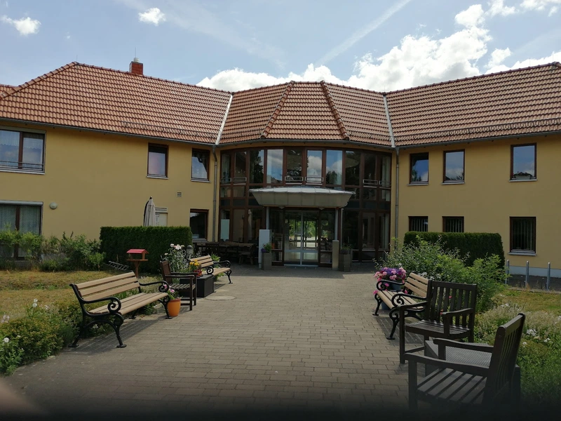 Seniorenwohnpark Am Kirschberg Haus "Tabea" und Haus "Bethanien" – Bild 1