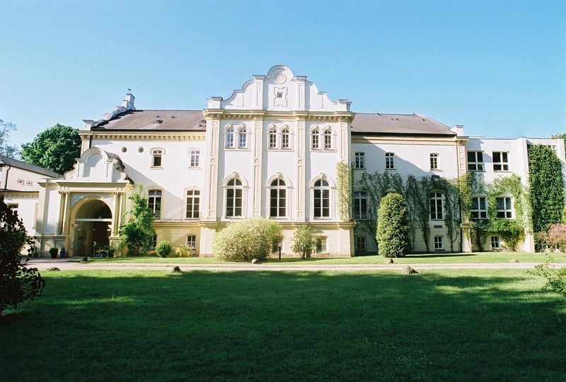 Psychiatrisches Pflegewohnheim "Schloss Matgendorf" – Bild 5