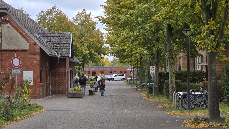 Ev. Altenhilfezentrum Paul-Gerhardt gGmbH Tagespflege im Takt – Bild 1