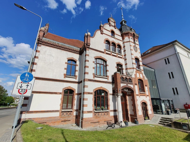 Am Warnowschlösschen Seniorenresidenz – Bild 1