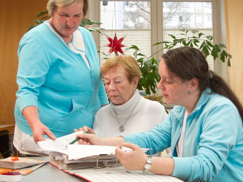 Kathrin Dölle - Seniorenhilfe Ambulanter Pflegedienst – Bild 1