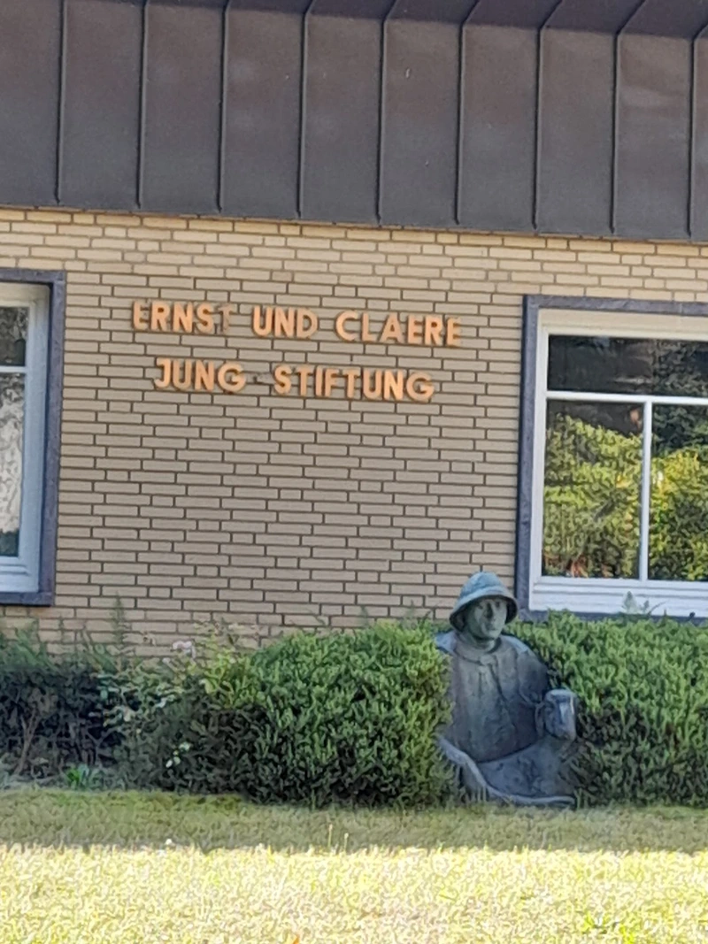 Alten- und Pflegeheim der Ernst u. Claere-Jung-Stiftung – Bild 1