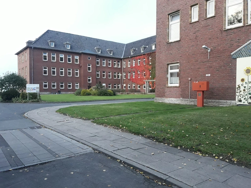 Senioren- und Pflegeheim Strunkeit – Bild 1