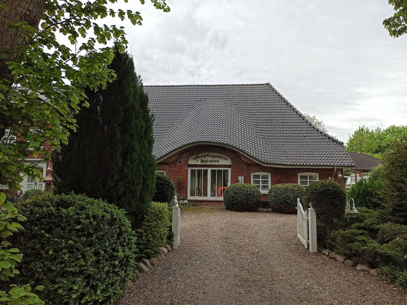 Alten- und Pflegeheim Steinfeld – Bild 1