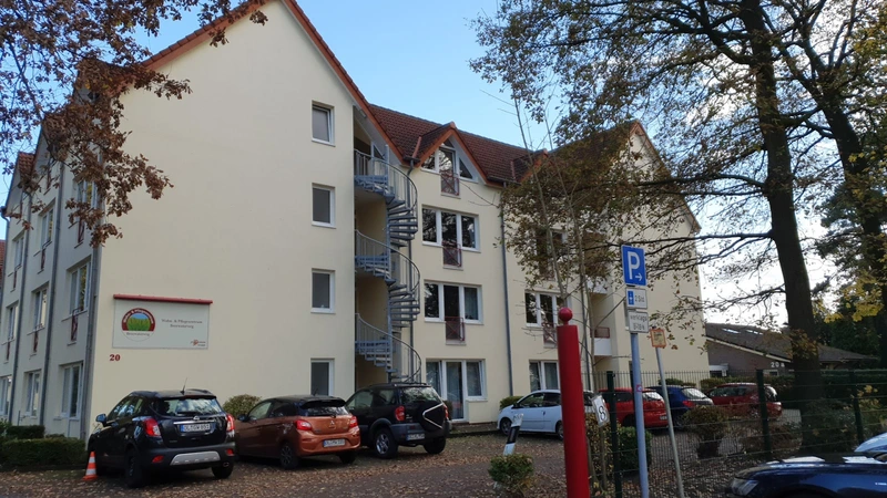 Seniorenwohn- und Pflegeheim Johanneshaus Carolinum – Bild 1