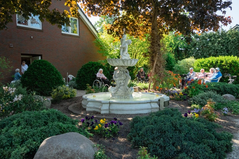 Specht & Tegeler Seniorenresidenz Herz am Platz – Bild 2