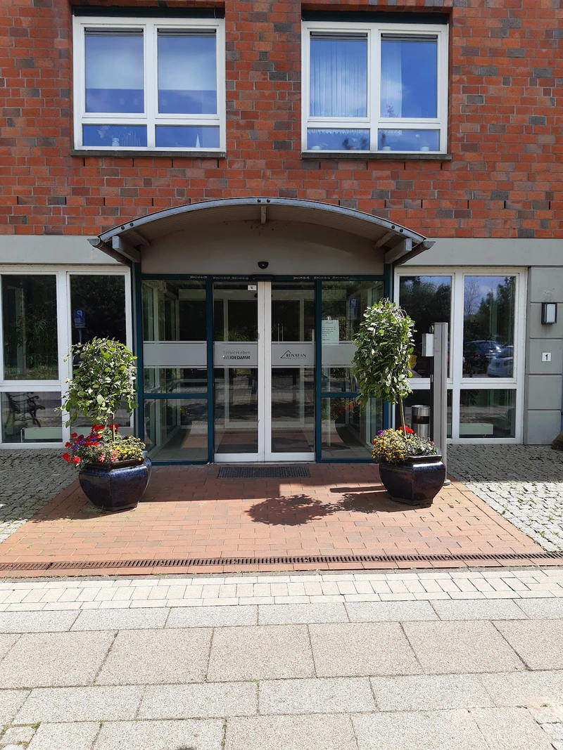 RENAFAN ServiceLeben Weidedamm – Bild 1