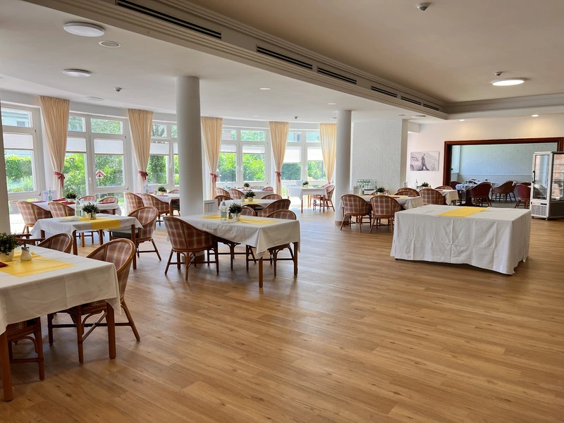 RENAFAN ServiceLeben Weidedamm – Bild 5