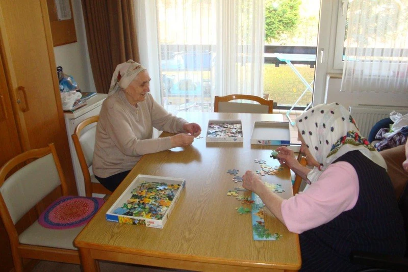 Von Hand mit Herz Ambulanter Pflegedienst Peter Eck – Bild 3