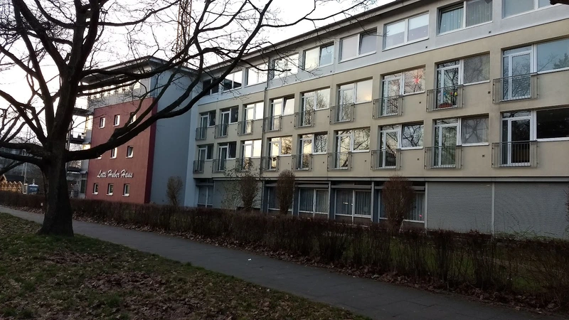 St. Nicolaistift Neustadt a. Rbge. – Bild 2