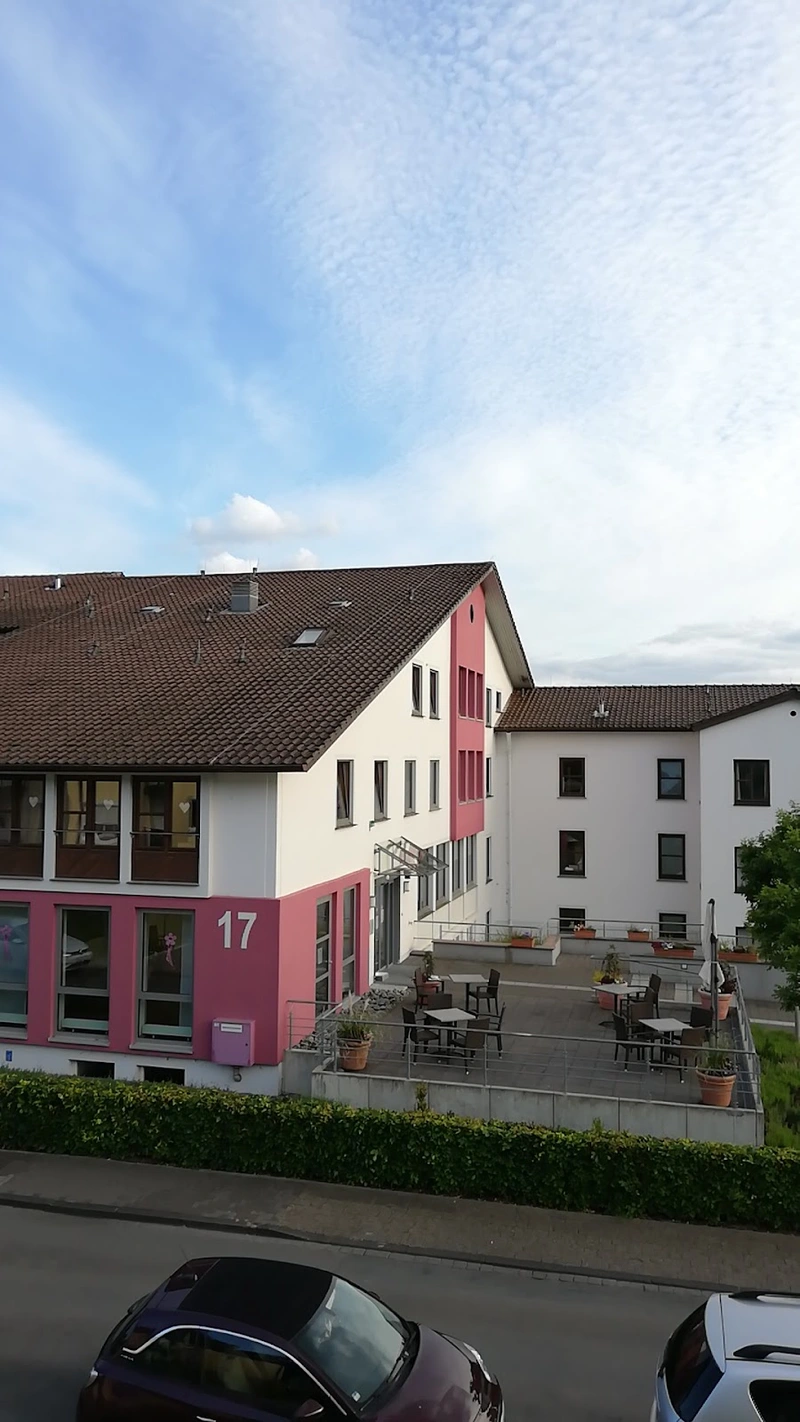 Kreisseniorenheim Detmold Junge Pflege – Bild 4