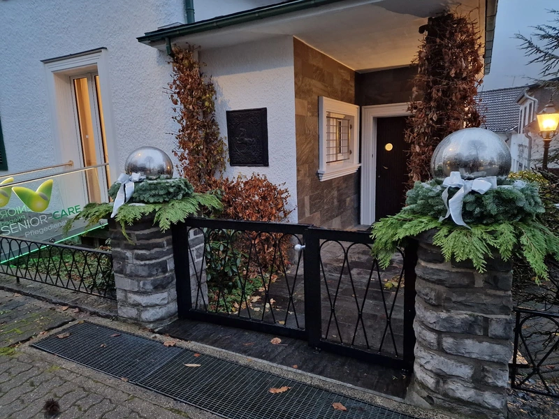 Senior-Care Pflegedienst – Bild 2