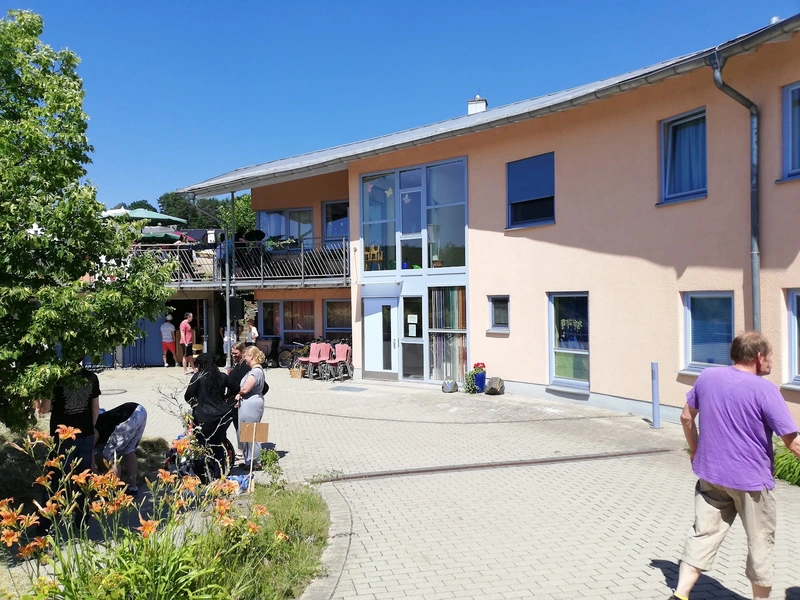 Heilpädagogische Gemeinschaft Kirchhain – Bild 1