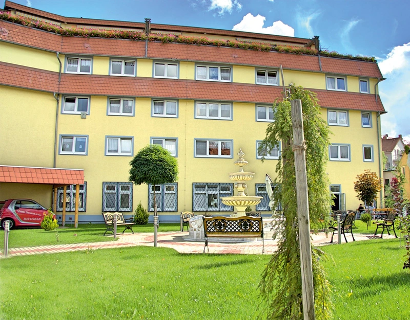 Pflegefachzentrum Altenburg Familie Hose GmbH Ambulanter Pflegedienst – Bild 1