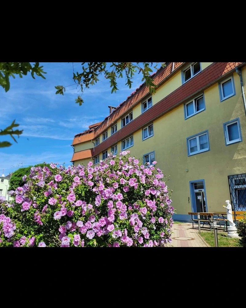 Pflegefachzentrum Altenburg Familie Hose GmbH Ambulanter Pflegedienst – Bild 4