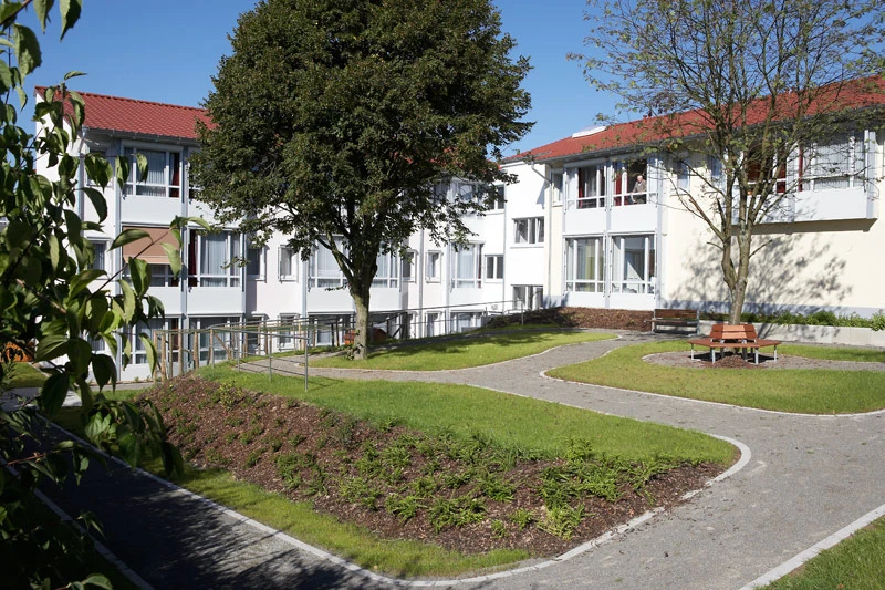 Albert-Schweitzer-Haus – Bild 1