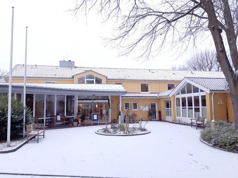 Deinerlinde - Wohnen und Pflege – Bild 1