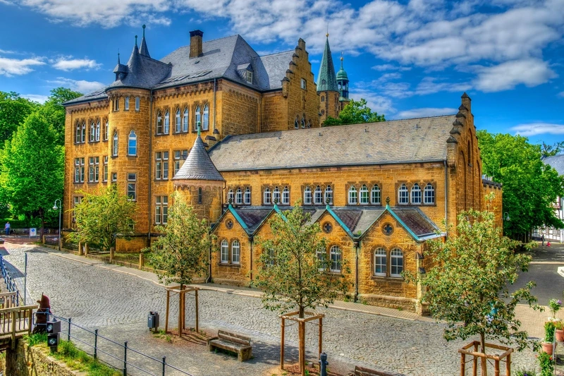 APO CARE Nordharz GmbH - Tagespflege Alte Schule – Bild 1