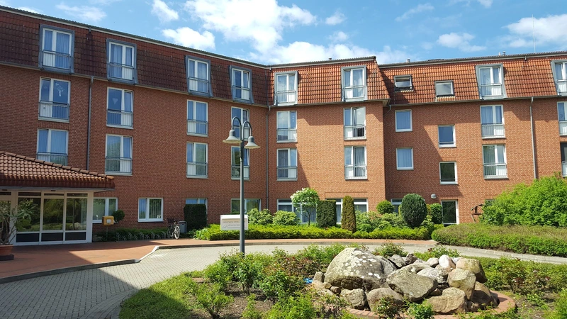 Eleos GmbH Senioren-Pflegeheim "Süplinger Berg" – Bild 1