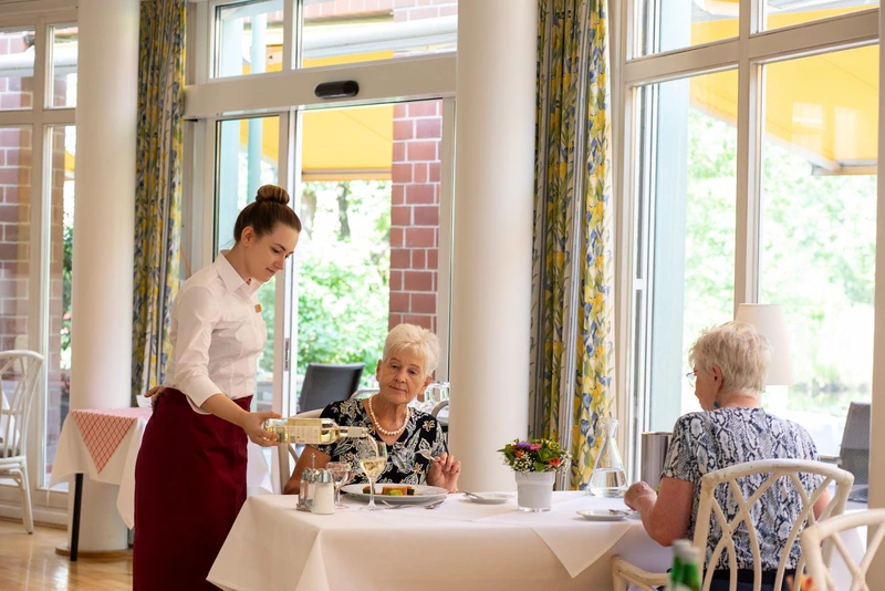 Seniorenresidenz Haus Schlosspark – Bild 2