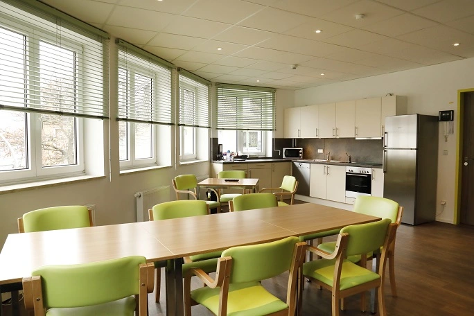 Ambulanter- und Intensivpflegedienst Eichenhof Inh. Nicole Genzow-Richter – Bild 1