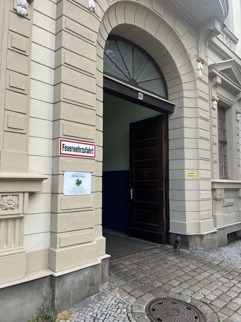 Pflegeteam Potsdam Antje Schneider – Bild 1