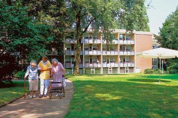 Seniorenhaus "Hausemannstift" - Kurzzeitpflege – Bild 1