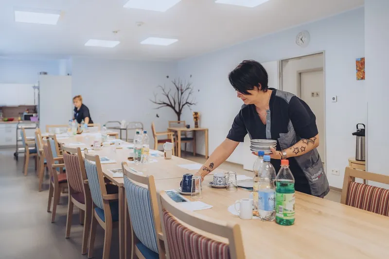 Pflegebienen Mittelthüringen Ambulanter Pflegedienst – Bild 2