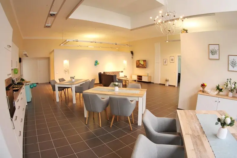 Senioren Betreuung Bassma / Hauswirtschaft und Betreuung – Bild 1