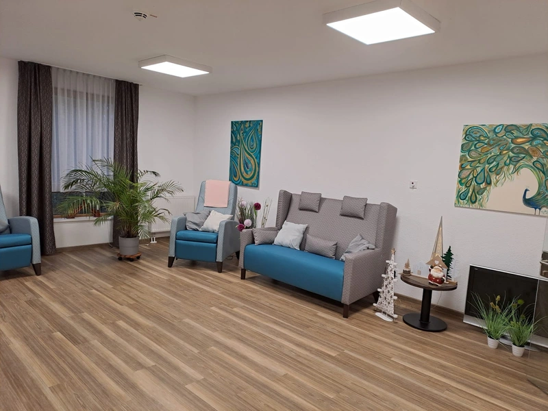 KoMed - Ambulanter medizinischer Pflegedienst GmbH - Tagespflege – Bild 1