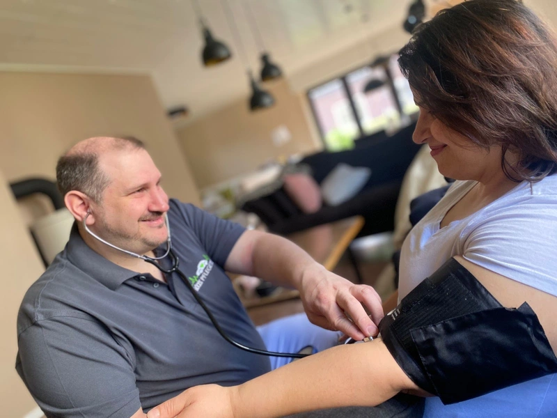 Elenas Herzenspflege – Bild 1