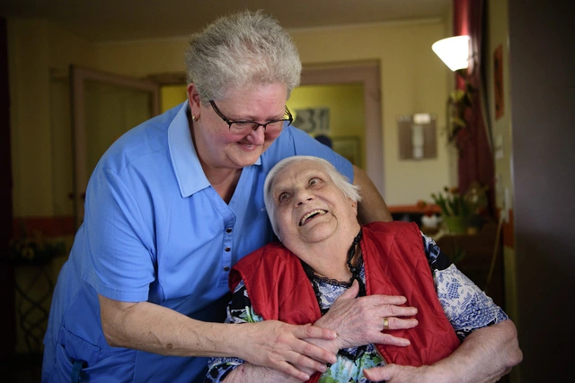 Altenheim Betriebsgesellschaft West GmbH Seniorenzentrum Amadeus – Bild 5