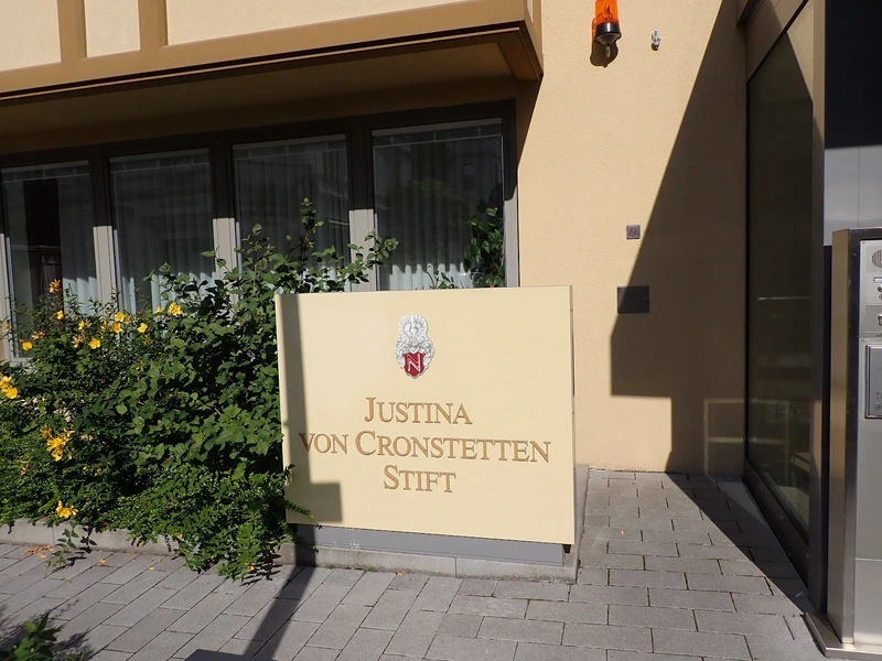 Justina-von-Cronstetten-Stift – Bild 3