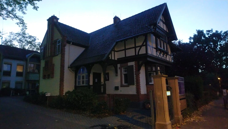 Zentr. f. körperl. Schwerbeh. Oberforsthaus – Bild 1